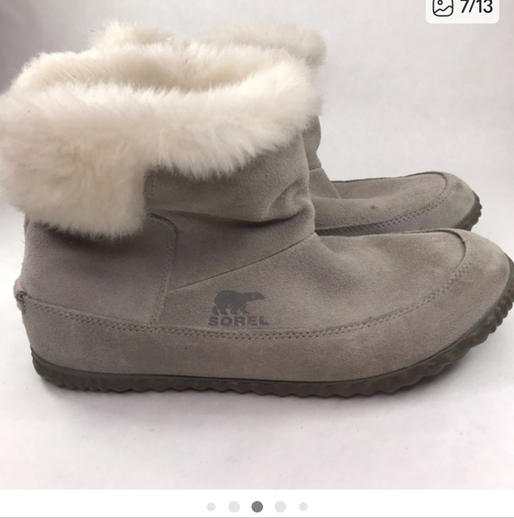 Sorel Women's Taupe Suede Winter Boots with Faux Fur